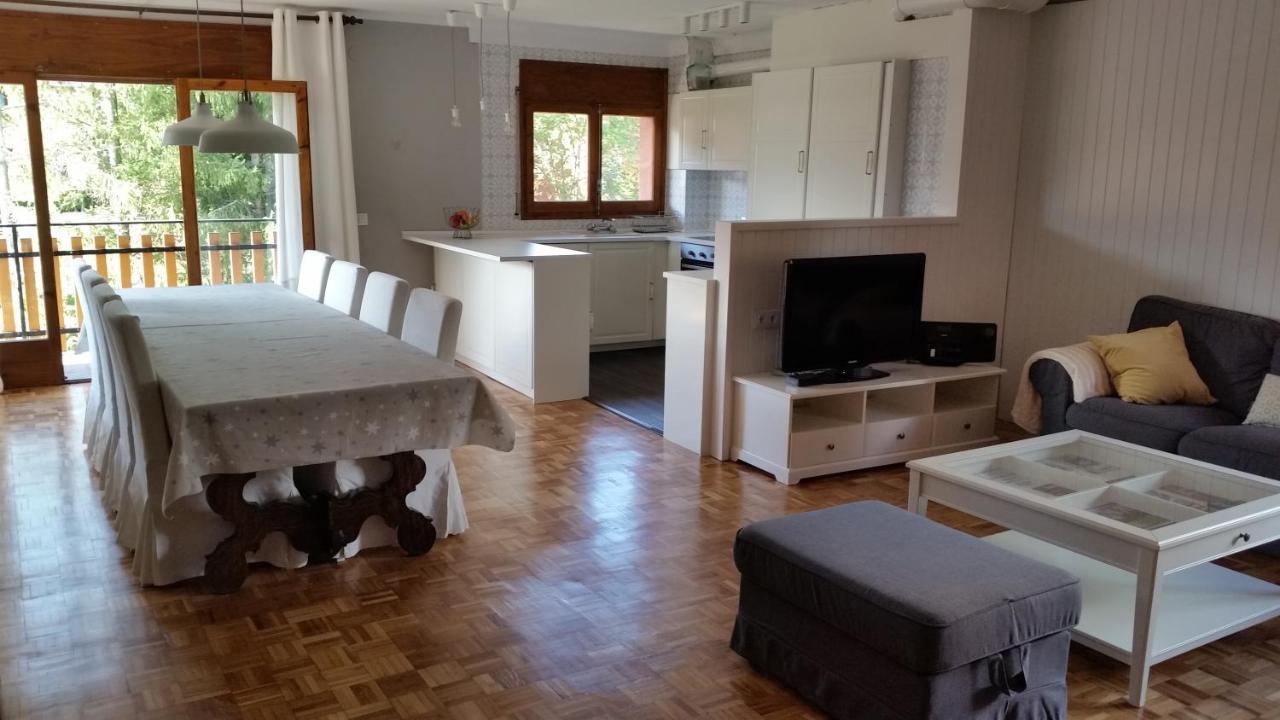 Amplio Apartamento Con Piscina En Llivia Ngoại thất bức ảnh