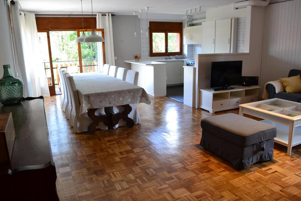 Amplio Apartamento Con Piscina En Llivia Ngoại thất bức ảnh