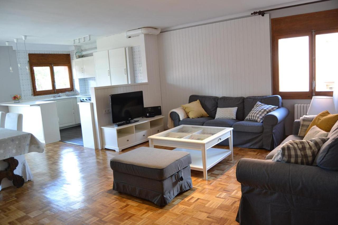 Amplio Apartamento Con Piscina En Llivia Ngoại thất bức ảnh